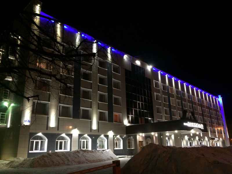 Архитектурная подсветка на гостинице Ленинград г. Череповец