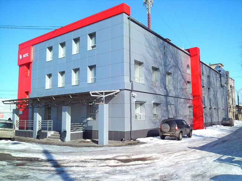 Вентфасад алюмокомпозит на операционном центре «МТС» г. Ярославль